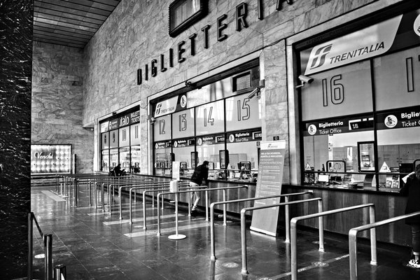 Comment organiser une expédition pour découvrir les grottes de glace en Alaska?