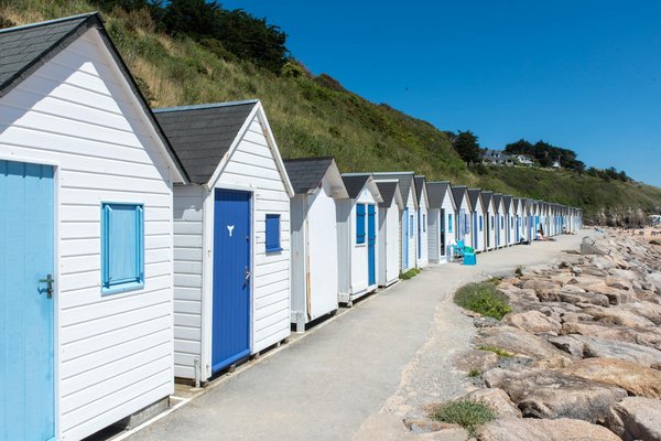 Quels sont les équipements de sécurité pour un camping en région de tourbière?